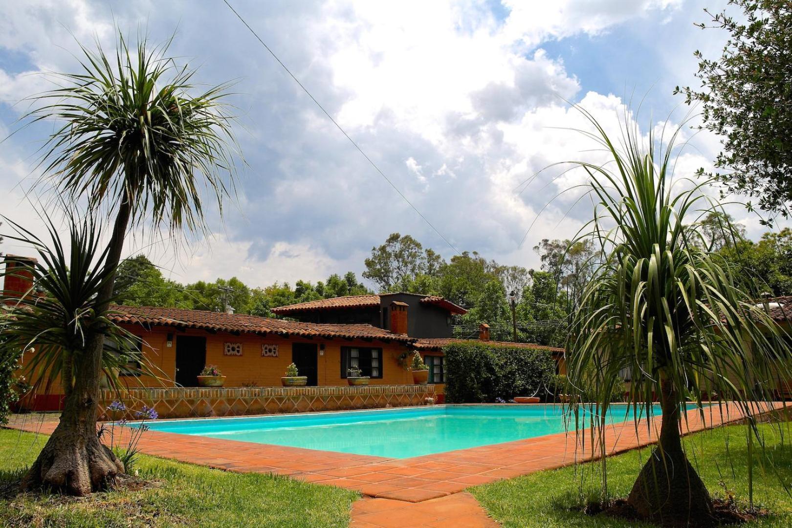 Villa Patzcuaro Garden Hotel Bagian luar foto